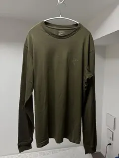 ARC'TERYX ロンT カーキ Mサイズのサムネイル