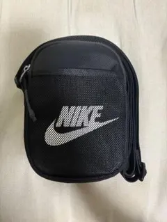 ナイキ（NIKE) ミニショルダー バッグ