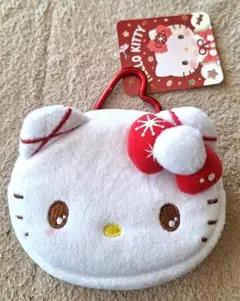 カラビナ付きミニフェイスポーチ　ウィンター　ハローキティ ポーチ カラビナ付き