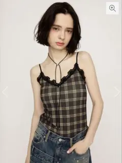 美品✨】SLY スライTUCKED LACE RUFFLE キャミソール - メルカリ