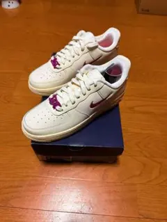 NIKE W AIR FORCE 1 ‘07 SE COCONUT MILKのサムネイル