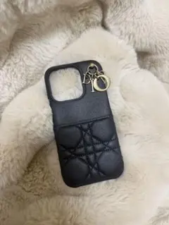 Dior キルティング iPhone15Proケース ブラック - メルカリ