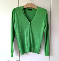 INED グリーン Vネック ボタン付き カーディガン Mサイズ
