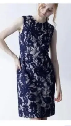 グーレスコンチネンタル　ネイビー刺繍ドレス