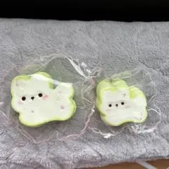 taonini 虹うさぎ 大 小 緑 スクイーズ 千層うさぎ - メルカリ