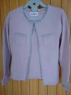 ピンクと縁取りグレー袖口リボンが可愛いアンサンブル