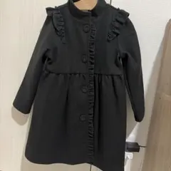 子供服　フリルコート　Aラインコート　黒　120cm