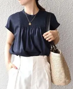 美品　SHIPS　手洗い可能　シルキーツイルシャーリングブラウス