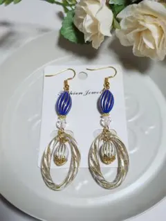 Item thumbnail for item 105ec9fd-97f4-40fd-b61c-30e3480f8e81