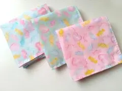 新学期用品　ミニハンカチ　三枚