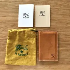 IL BISONTE 本革 カードケース ヌメ　二つ折り　パスケース　名刺入れ