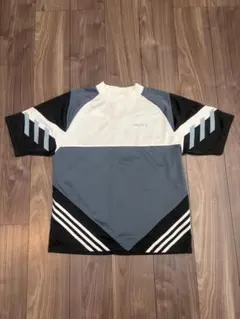 【adidas】 ジオメトリック Tシャツ Sサイズ