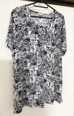 【新品未使用】Noannu☆トップス♪