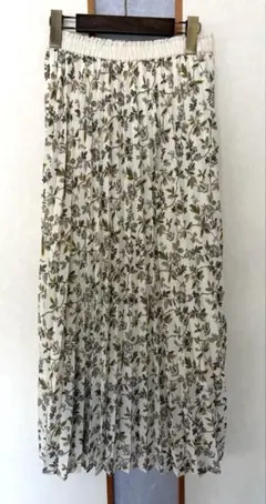 YECCA VECCA 花柄プリーツスカート アイボリー Fのサムネイル