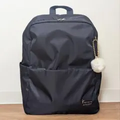 【美品】 カナナプロジェクト ネイビー リュック チャーム付きのサムネイル