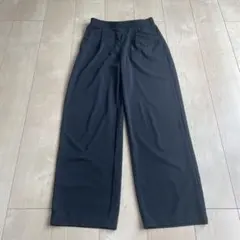 UNIQLO クレープジャージーストレートパンツ　S