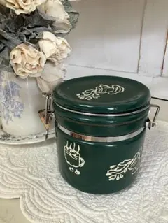 Item thumbnail for item a54c72c1-e5c0-4641-a2e2-eead2eade7e5