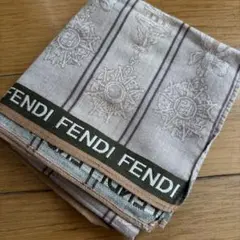FENDIハンカチのサムネイル