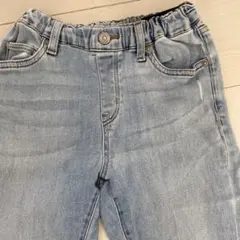 ユニクロ　デニムパンツ　薄い青 ダメージ加工 150