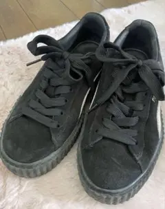 fenty PUMA スエード厚底スニーカー 黒