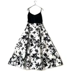 フレイアイディー　キャミワンピース　フレア　モノトーン　Sサイズ