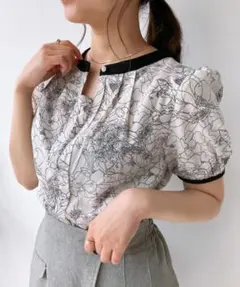 AS KNOW AS plus 2WAY 半袖パフスリーブブラウスのサムネイル