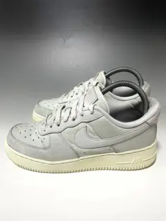 Item thumbnail for item 23929376-80a6-42c6-b5c5-b9601867efce