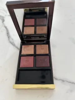 TOM FORD アイ カラー クワッド 04 HONEYMOON