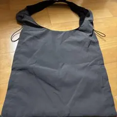 ドローストリング ショルダーバッグ グレーのサムネイル