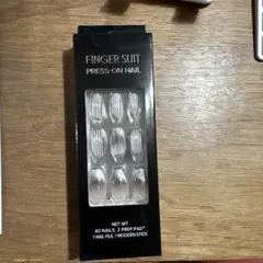 FINGER SUIT PRESS-ON NAIL BLACK TEA