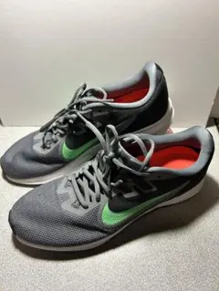 【未使用級美品】NIKE ダウンシフター グレー×グリーン 28cm