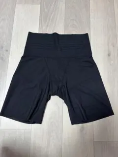 【新品】　ユニクロ　エアリズムシェイパーショーツ