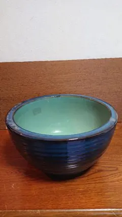 感激の値下げ 中古 陶器製火鉢 深い青色の釉薬 伝統的デザイン - メルカリ