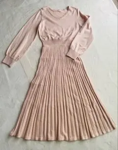 新品　ピンク ニットロングワンピース 長袖