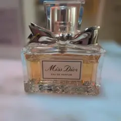 Miss Dior Absolutely Blooming 50ml香水 - メルカリ