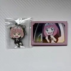 SPY×FAMILY スパイファミリー　アーニャ　缶バッジ　キーホルダー　セット