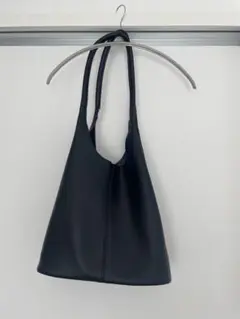 黒 ショルダーバッグ 合成皮革