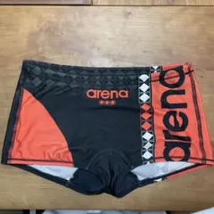 arena 男の子用水着 黒/赤 練習用水着