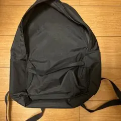 無印良品黒いナイロンリュック