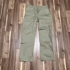 カーキ コットン チノパン