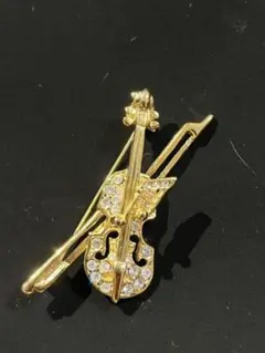 バイオリン型　真鍮ブローチ