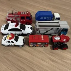 ミニカーセット 6台 パトカー・消防車・トラックなど