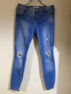 スキニー ダメージデニム