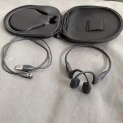 Shokz 骨伝導イヤホン 本体 専用ケース 充電ケーブル付のサムネイル