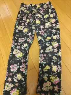 花柄　ズボン 130　裏起毛