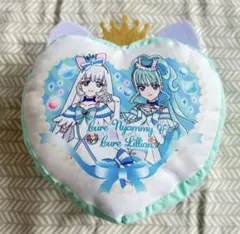 美品　わんだふるぷりきゅあ　プリキュア ハート型クッション