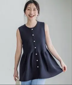coca パール釦スポンディッシュニット　ペプラムベスト　ネイビー　Ｍ