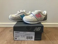【美品】New Balance 13.5cm