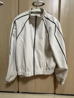 トラックジャケット