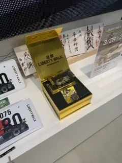 LIBERTY WALK INNO64 ゴールドミニカー - メルカリ